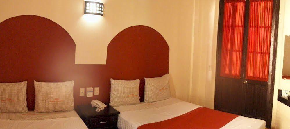 Hotel Ja Centro 과달라하라 외부 사진