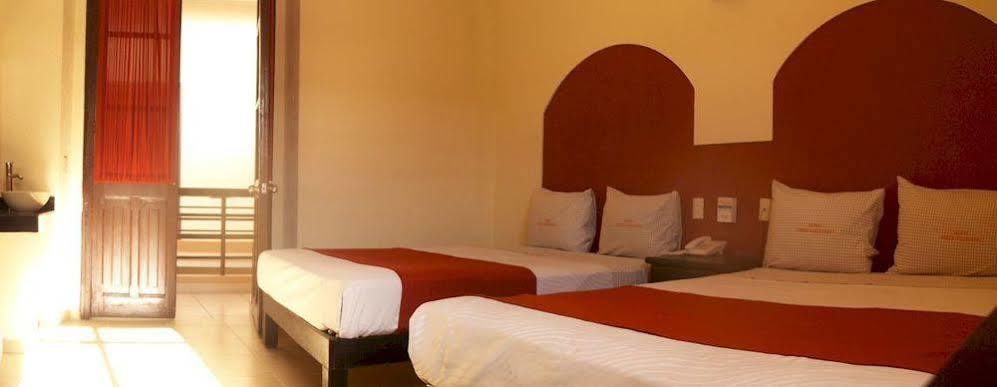 Hotel Ja Centro 과달라하라 외부 사진